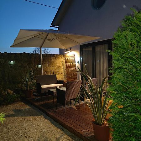 Lovely 2 Bed Annexe Near Σαλισμπέρι Εξωτερικό φωτογραφία