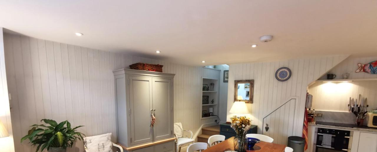 Lovely 2 Bed Annexe Near Σαλισμπέρι Εξωτερικό φωτογραφία