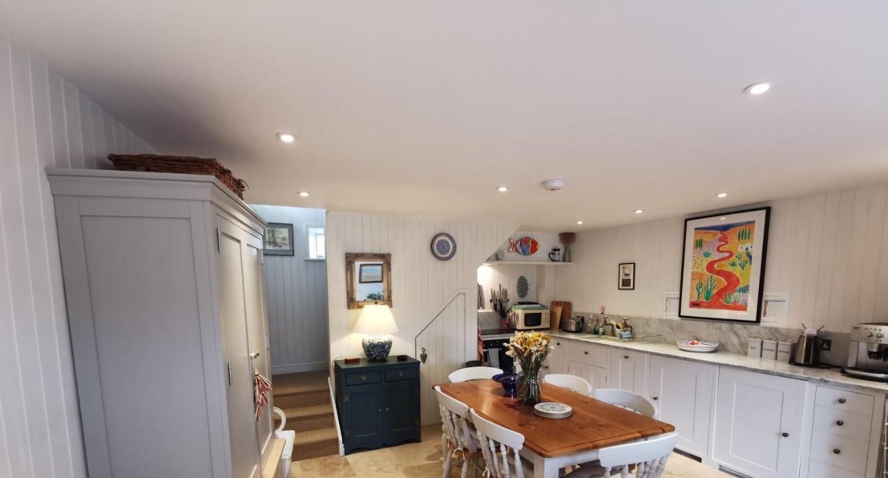 Lovely 2 Bed Annexe Near Σαλισμπέρι Εξωτερικό φωτογραφία