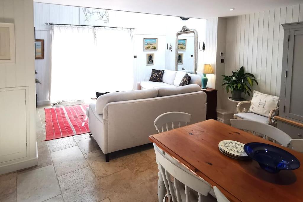 Lovely 2 Bed Annexe Near Σαλισμπέρι Εξωτερικό φωτογραφία